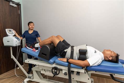 Spinal Decompression Therapy .